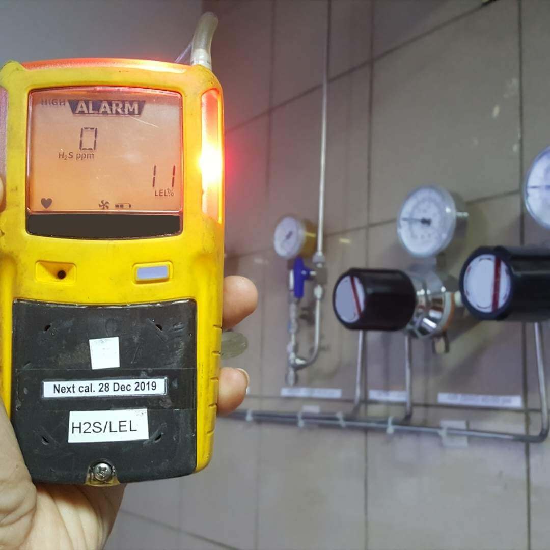 home_gas_leak_detector.jpeg