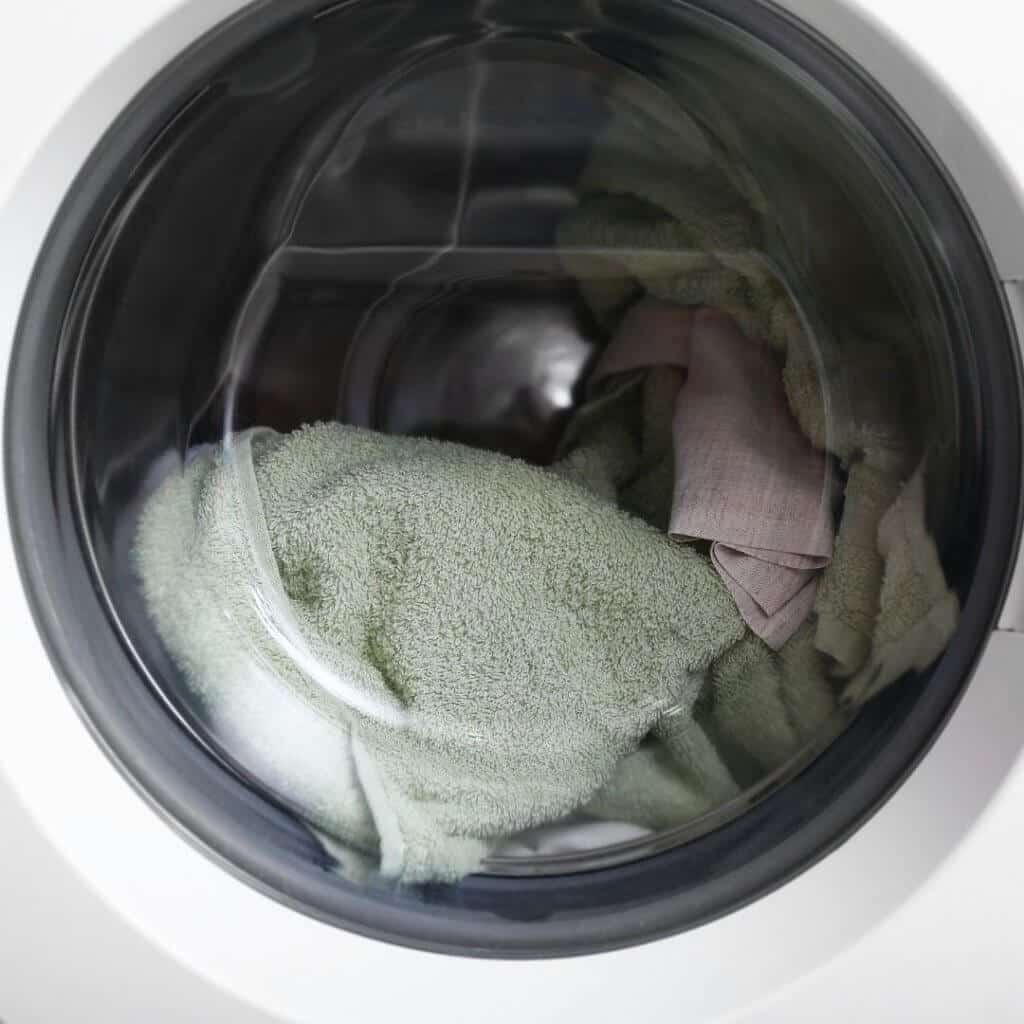 washing_machine_draining.jpeg